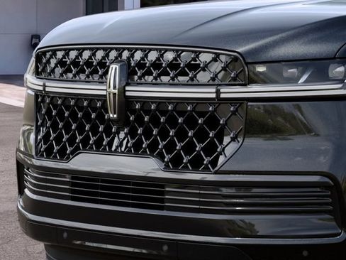 New 2027 Lincoln Navigator L Reserve w/ Jet Appearance Package AWD/4WD image 17
