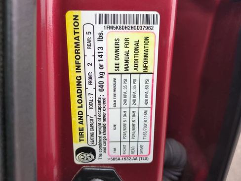 Used 2017 Ford Explorer XLT w/ Equipment Group 202A image 35