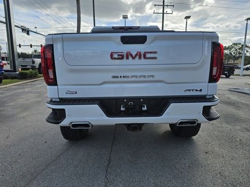 Used 2025 GMC Sierra 1500 AT4 w/ AT4 Premium Package image 4