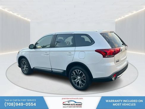Used 2016 Mitsubishi Outlander SE AWD/4WD image 7