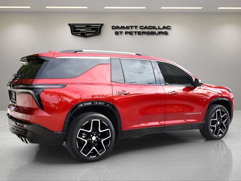 Used 2025 Chevrolet Traverse High Country w/ LPO, Floor Liner Package FWD image 5