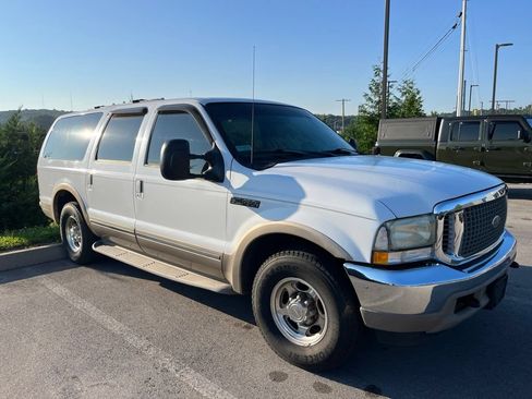 Used 2002 Ford Excursion Limited RWD image 2