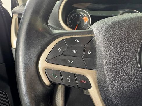 Used 2016 Jeep Cherokee Limited image 15