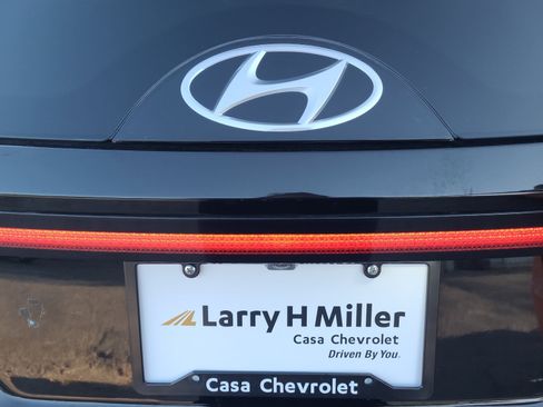 Used 2022 Hyundai Tucson Limited AWD/4WD image 26