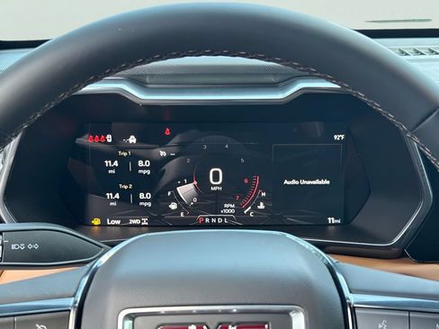 New 2026 GMC Canyon AT4 AWD/4WD image 14