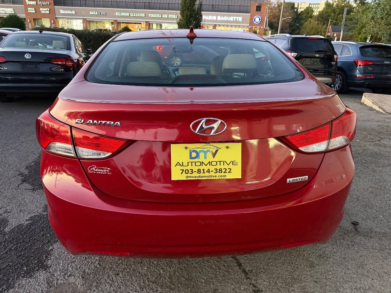Used 2012 Hyundai Elantra Limited w/ Technology Pkg 5 FWD image 5