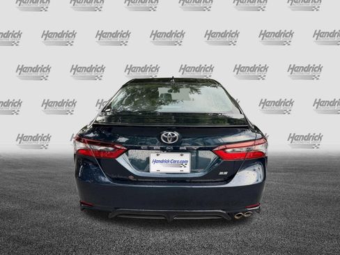 Used 2021 Toyota Camry SE FWD image 8