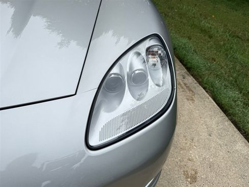 Used 2008 Chevrolet Corvette Convertible w/ Preferred Equipment Group RWD image 16