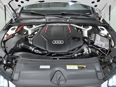 Used 2021 Audi S4 Premium w/ Convenience Package image 32