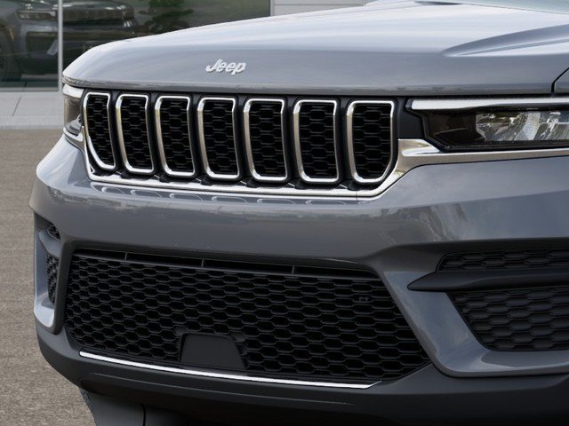 New 2027 Jeep Grand Cherokee Laredo X AWD/4WD image 11