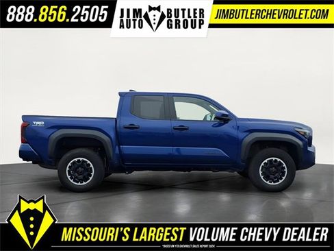 Used 2024 Toyota Tacoma TRD Sport image 5