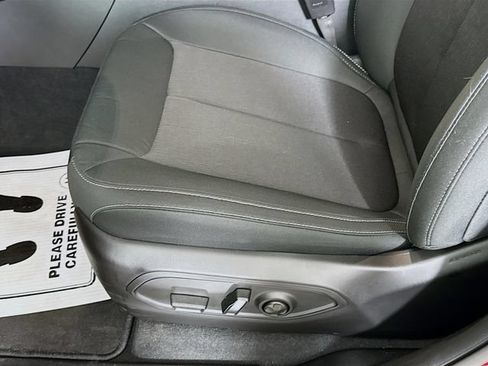 New 2025 Jeep Grand Cherokee L Laredo AWD/4WD image 18