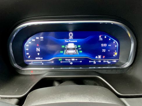 Used 2023 Chevrolet Tahoe Z71 w/ Off-Road Capability Package image 40