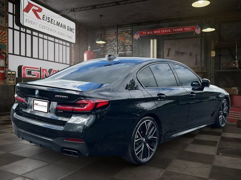 Used 2023 BMW M550i xDrive w/ Executive Package AWD/4WD image 5