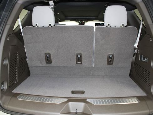 New 2026 Chevrolet Tahoe Z71 w/ Z71 Off-Road Package image 33