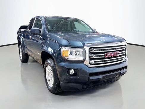 Used 2017 GMC Canyon SLE w/ SLE Convenience Package AWD/4WD image 3