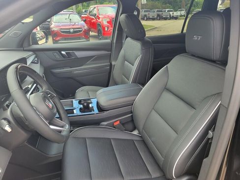 New 2026 Buick Enclave Sport Touring w/ Super Cruise Package image 13