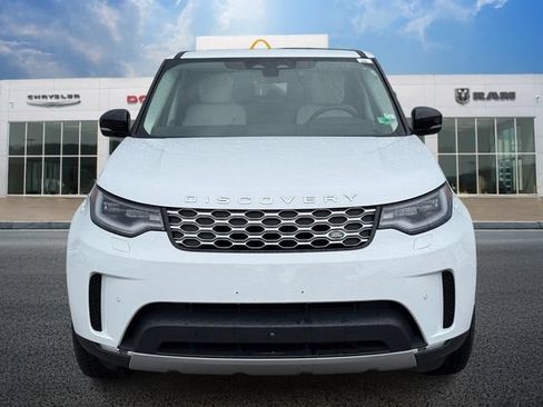 Used 2025 Land Rover Discovery S AWD/4WD image 12