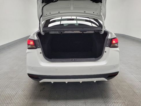 Used 2025 Nissan Versa S w/ Trunk Package image 29