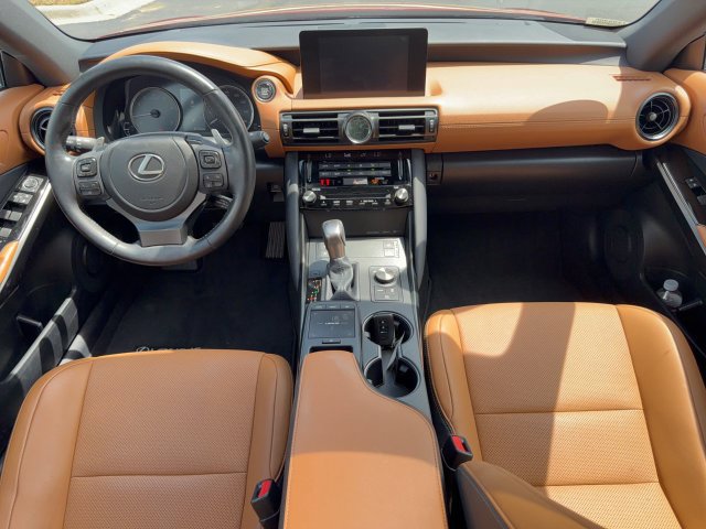 Used 2024 Lexus IS 300 w/ Comfort Package RWD image 28