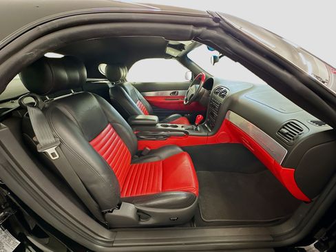 Used 2002 Ford Thunderbird w/Hardtop Premium image 26