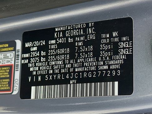 Used 2024 Kia Sorento S image 12