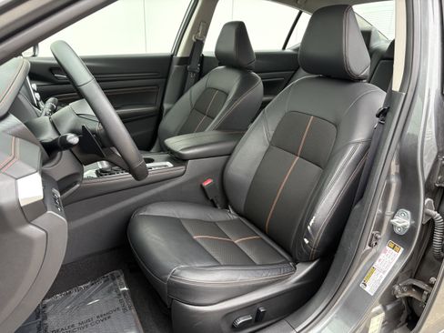 Used 2022 Nissan Altima 2.5 SR AWD/4WD image 10