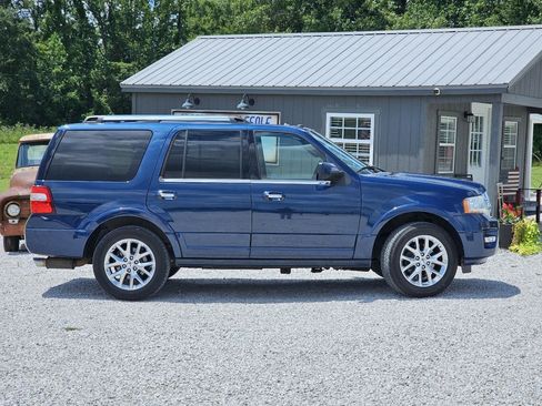 Used 2017 Ford Expedition Limited w/ Equipment Group 301A RWD image 12