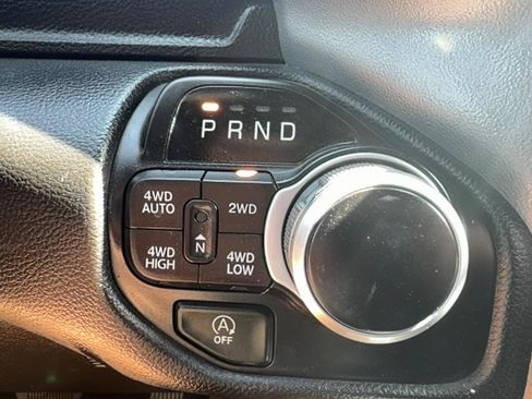 Used 2022 RAM 1500 Big Horn AWD/4WD image 16