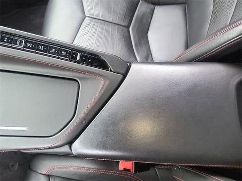 Used 2021 Chevrolet Corvette Stingray Premium Conv w/ Z51 Performance Package image 21