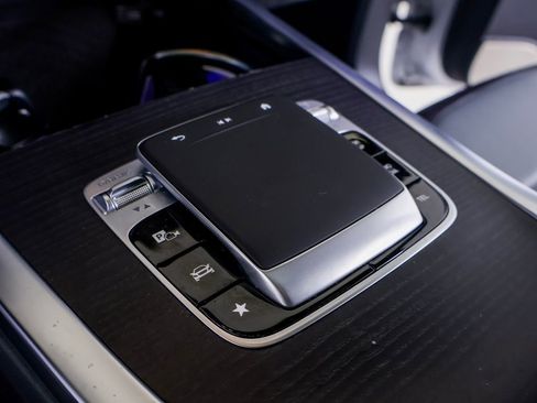 Used 2025 Mercedes-Benz G 550 image 16