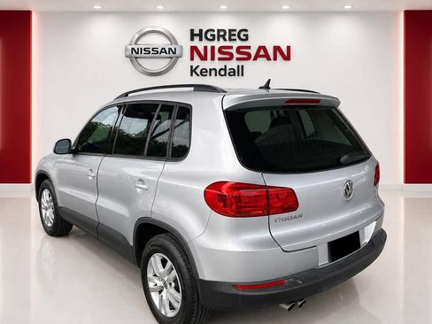 Used 2017 Volkswagen Tiguan S FWD image 2