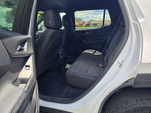 Used 2025 Chevrolet Equinox LT AWD/4WD image 14