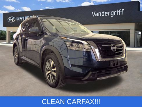 Used 2023 Nissan Pathfinder SL AWD/4WD image 2
