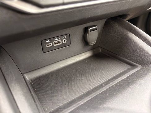 Used 2025 Nissan Altima 2.5 SV FWD image 18
