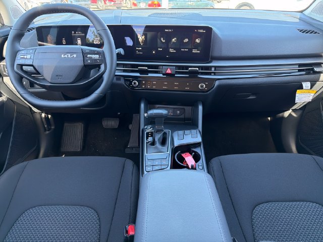 New 2027 Kia Sportage LX FWD image 9