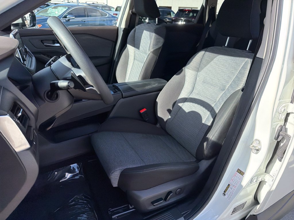 Used 2023 Nissan Rogue SV AWD/4WD image 30
