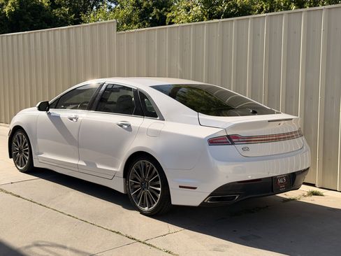 Used 2014 Lincoln MKZ AWD image 6