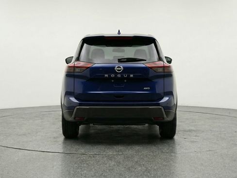 Used 2025 Nissan Rogue SV FWD image 7