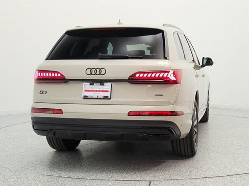 Used 2023 Audi Q7 2.0T Premium Plus w/ Premium Plus Package AWD/4WD image 6