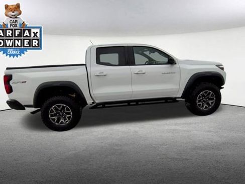 Used 2024 Chevrolet Colorado ZR2 w/ Technology Package image 10