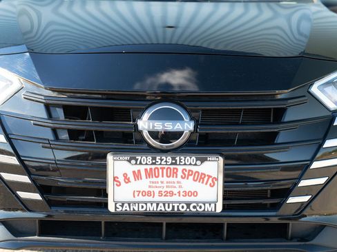 Used 2024 Nissan Versa S w/ S Plus Package FWD image 4