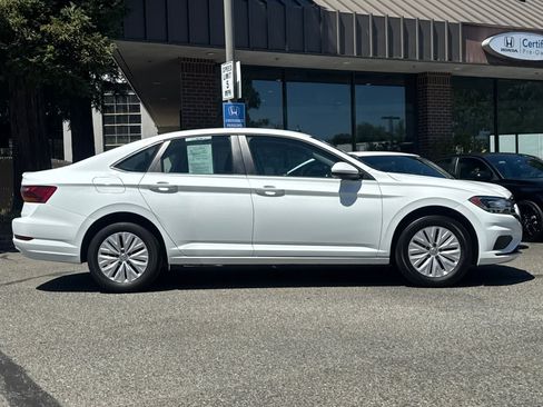 Used 2019 Volkswagen Jetta S FWD image 3