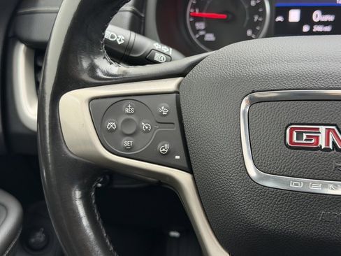 Used 2019 GMC Terrain Denali w/ Advanced Safety Package image 16