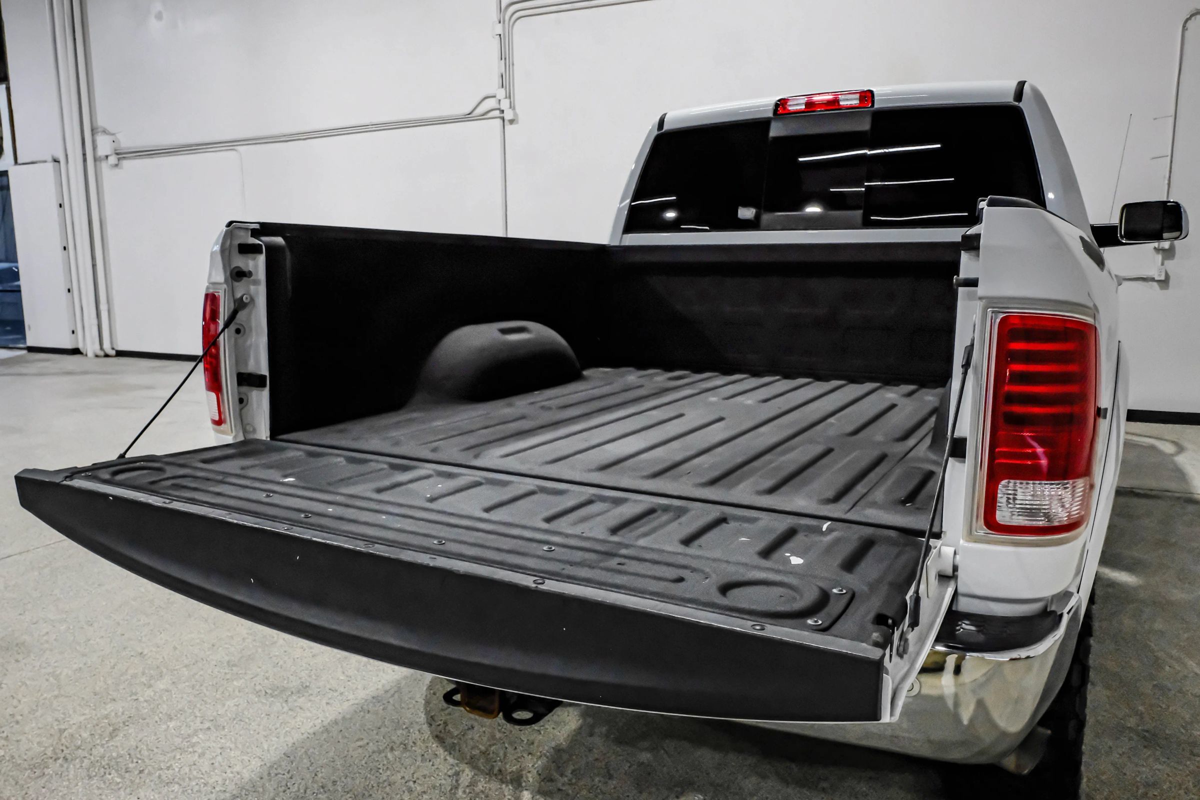 Used 2017 RAM 2500 Longhorn w/ Convenience Group AWD/4WD image 74