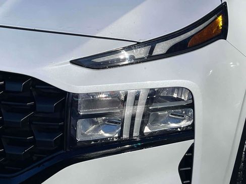 Used 2023 Hyundai Santa Fe XRT image 9