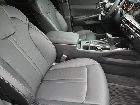 New 2026 Kia Sorento S image 10