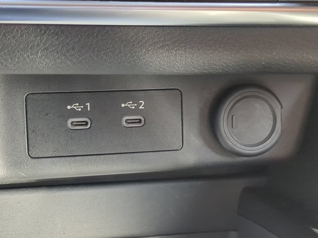 Used 2024 Nissan Rogue SV AWD/4WD image 20