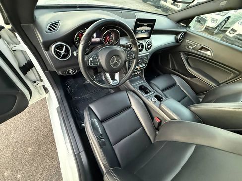 Used 2018 Mercedes-Benz CLA 250 image 15