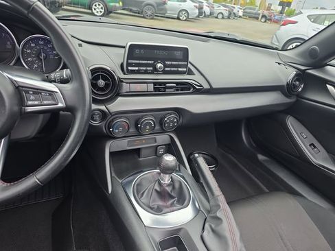 Used 2016 MAZDA MX-5 Miata Sport RWD image 21